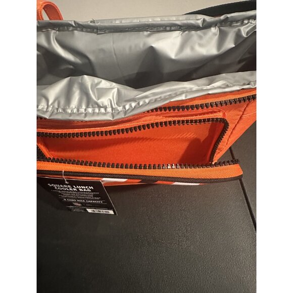 IGLOO Cincinnati Bengals Square Lined 4-Pack Cooler - Picture 4 of 9